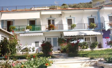 Vila Karnagio