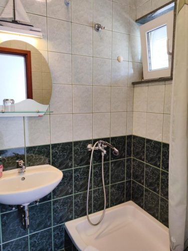 008a12b514f7f1a26404aac488ff8244_270873