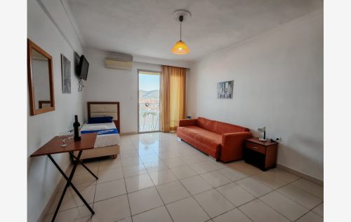 kuca-alexandros-sarti-24-4