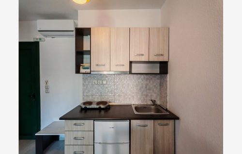 kuca-stefania-nikiti-99-7