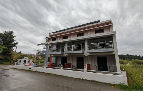 kuca-triton-neos-marmaras-125-1