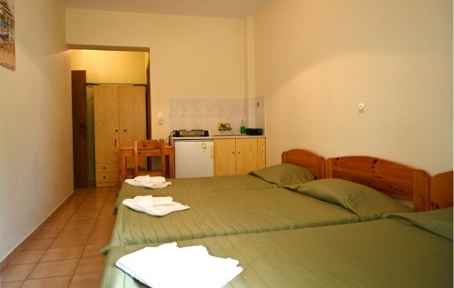 vila-frosso-neos-pirgos-6895-4