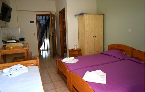 vila-frosso-neos-pirgos-6895-6